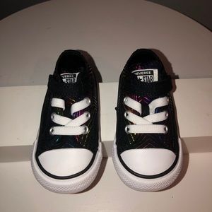 NEW Converse Low Top Velcro Infant 4